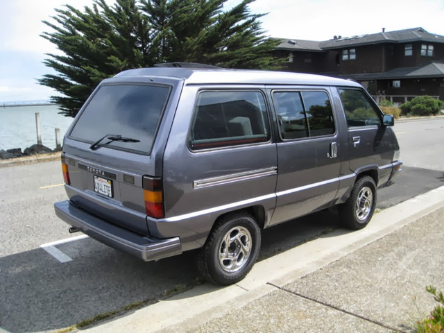 Toyota Van 4x4
