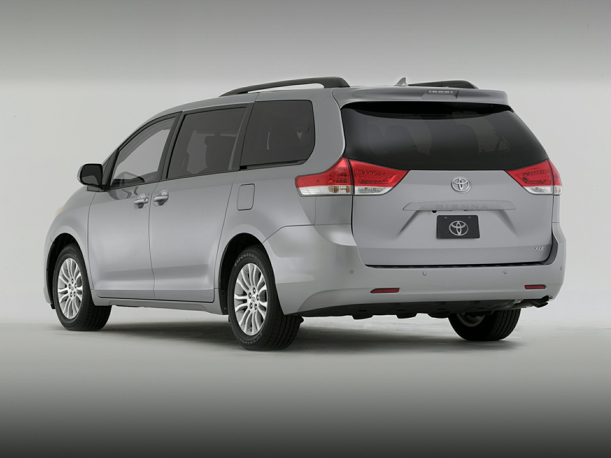 Toyota Van Awd