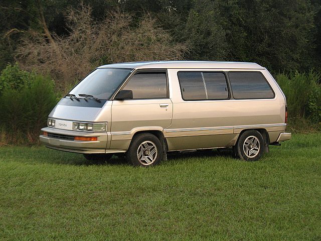 Toyota Van Le