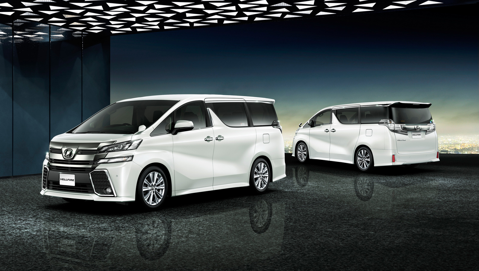 Toyota Vellfire 2015