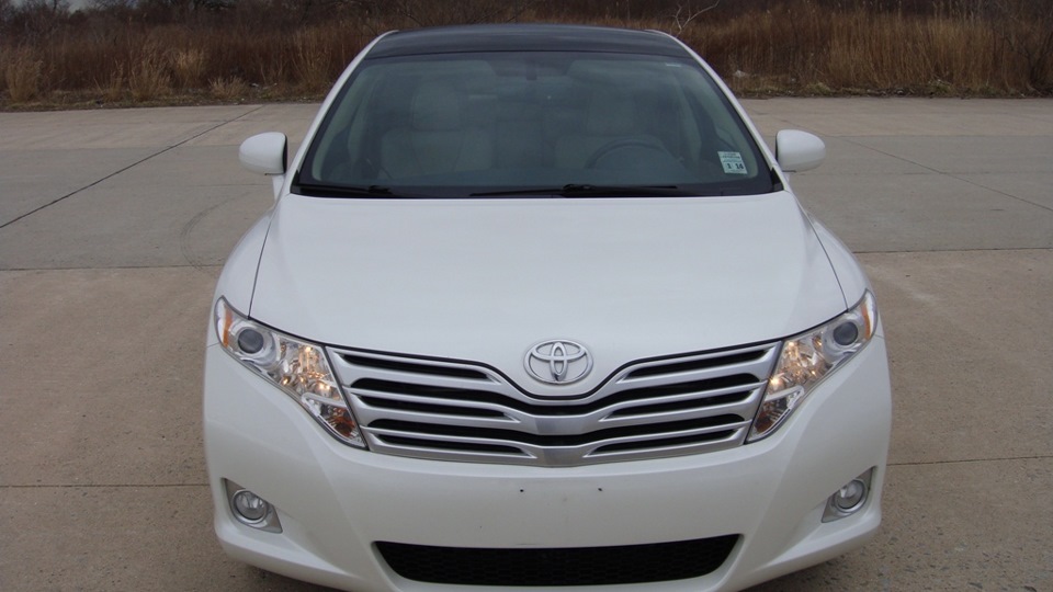 Toyota Venza White