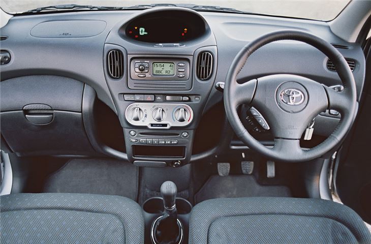 Toyota Echo Verso