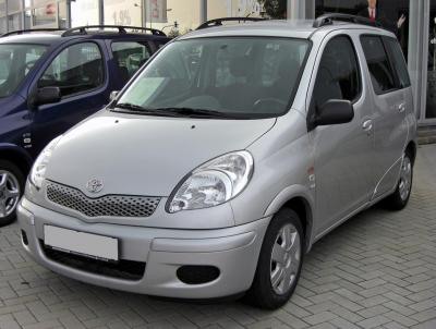 Toyota Echo Verso
