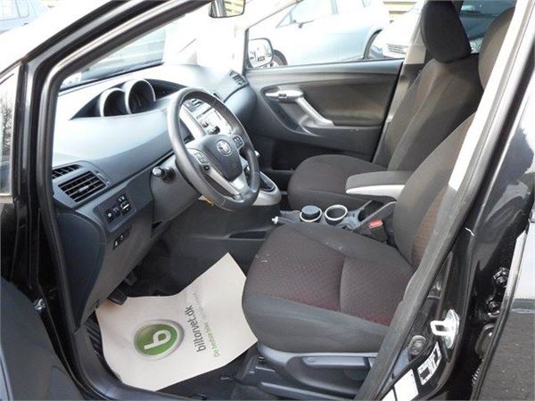 Toyota Verso 2.0