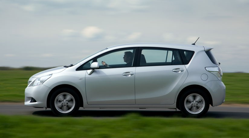 Toyota Verso 2.0