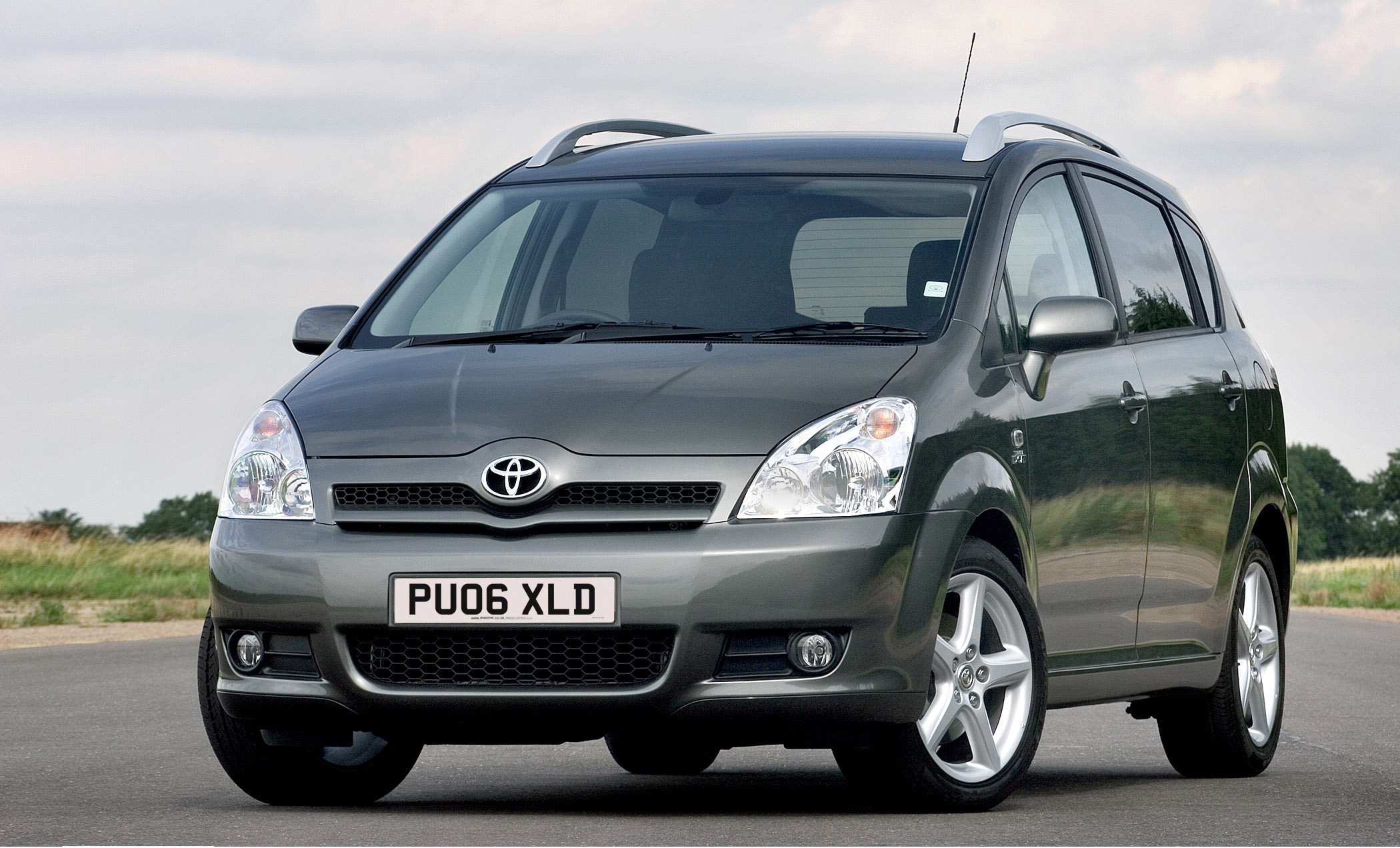 Toyota Verso 2005