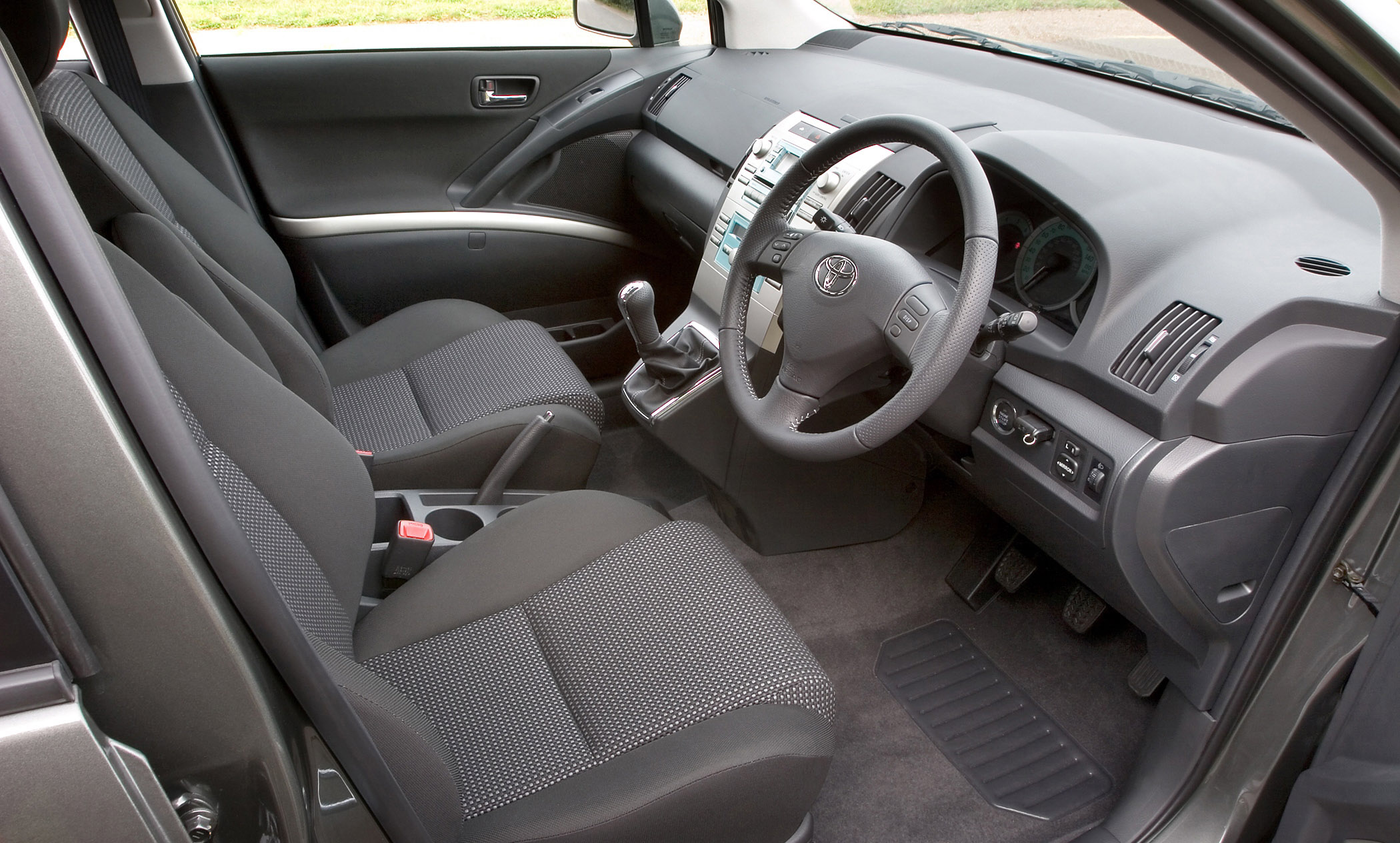 Toyota Verso 2005