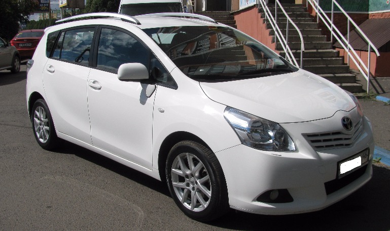 Toyota Verso 2011