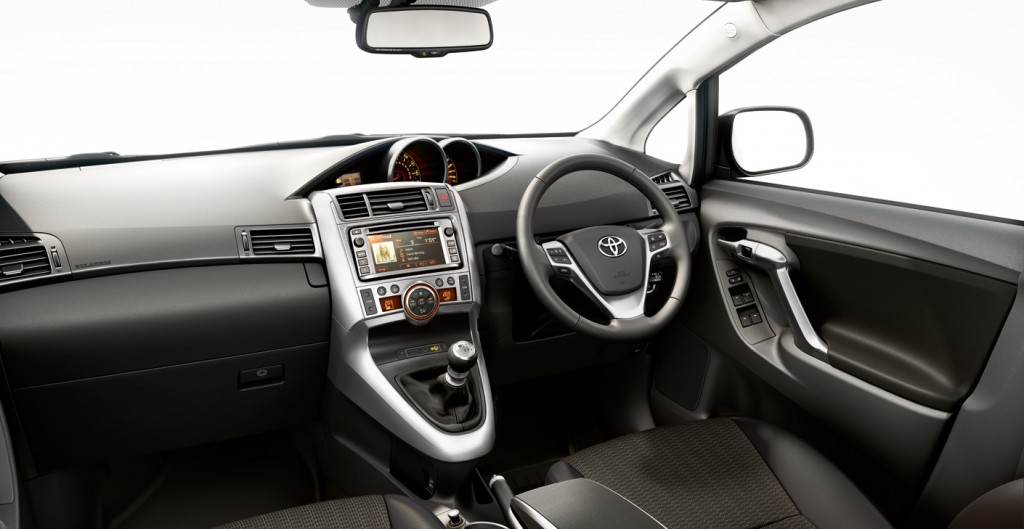 Toyota Verso 7 Seater 2010