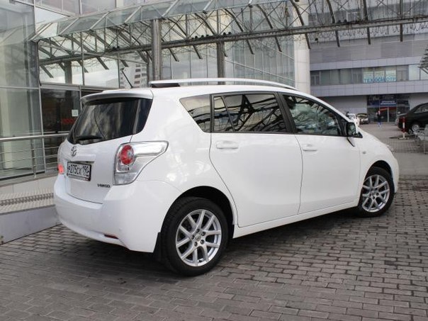 Toyota Verso 7 Seater 2013