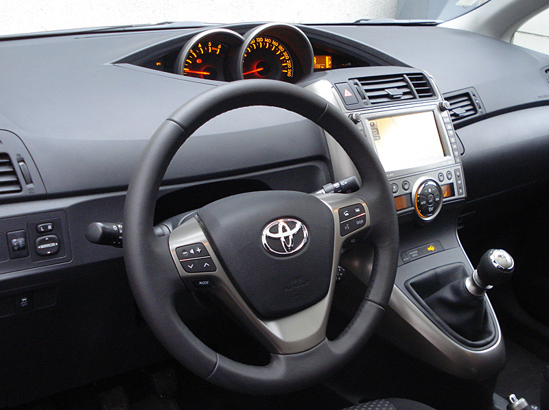Toyota Verso Executive