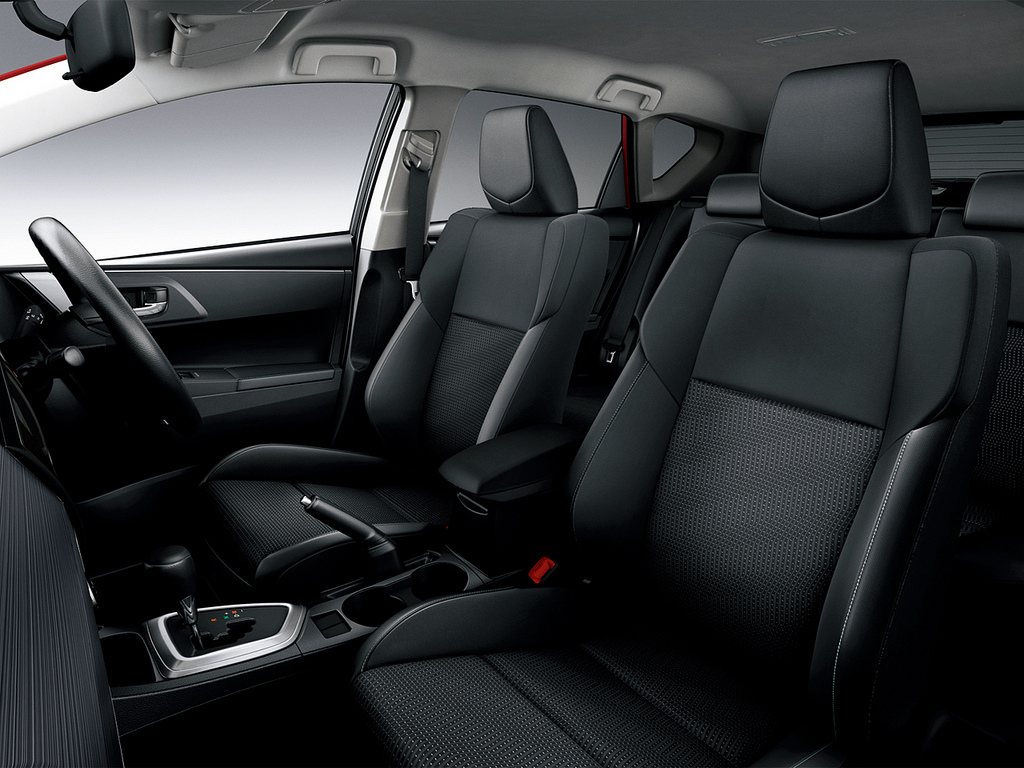 Toyota Verso Hybrid 2015