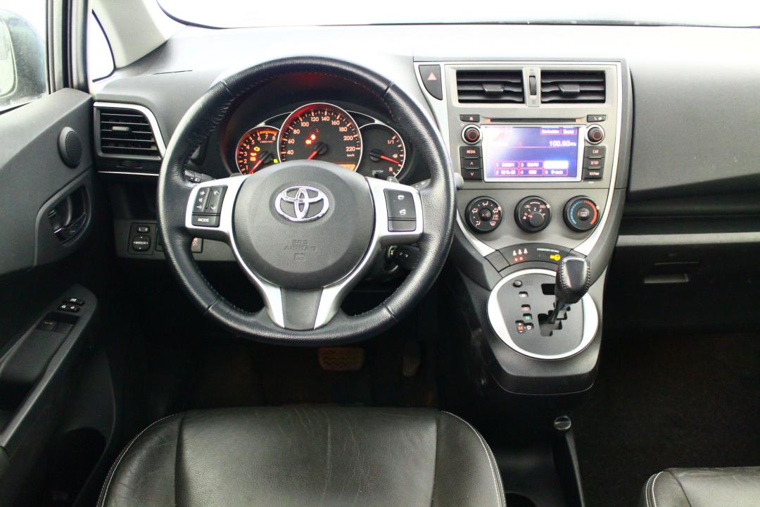 Toyota Verso Luna
