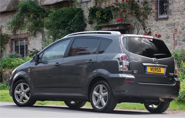 Toyota Verso Opinie Toyota Verso Opinie