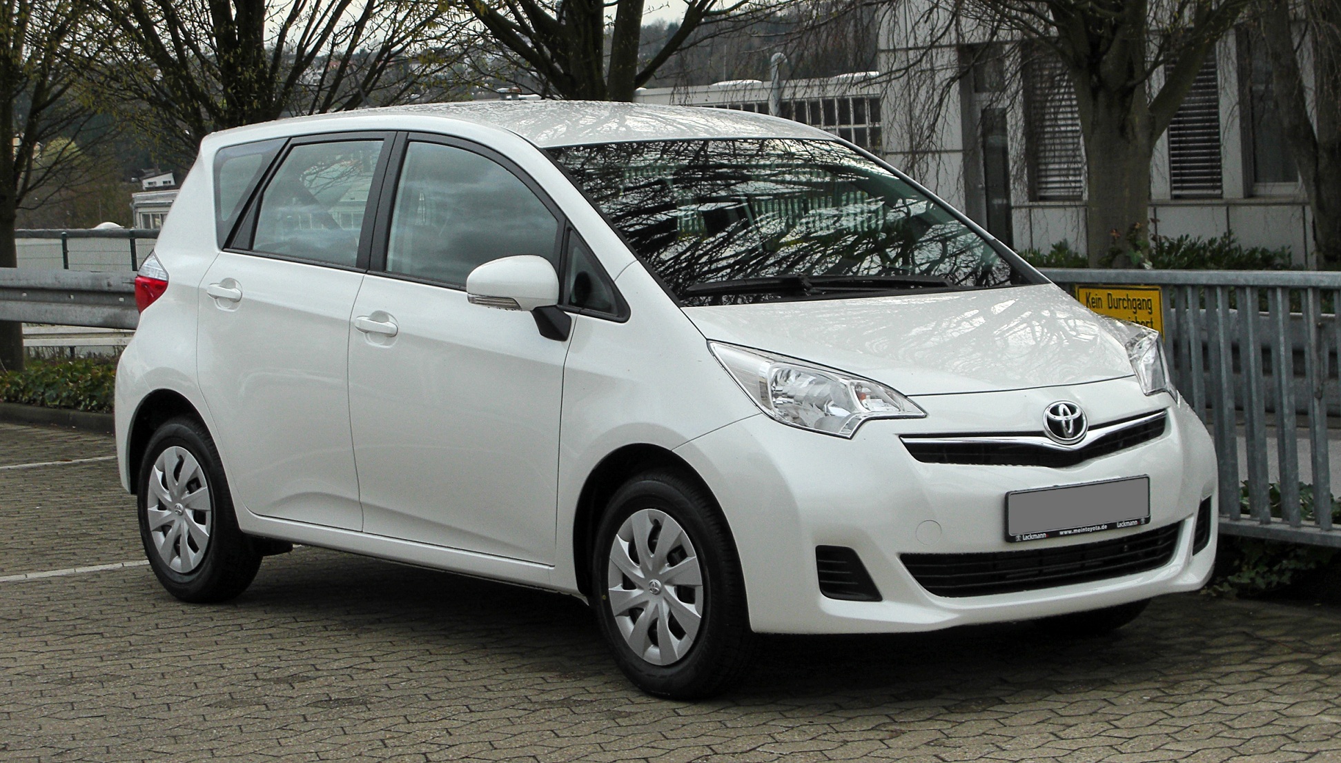 Toyota Verso S 1.33