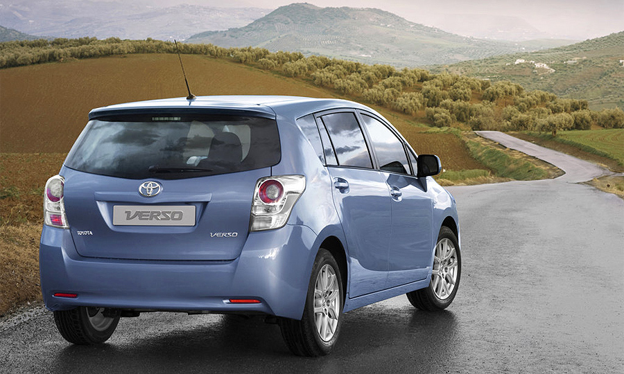 Toyota Verso Sport