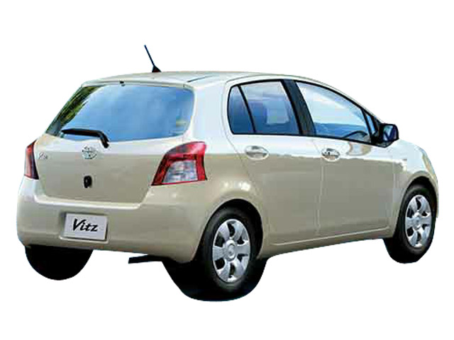 Toyota Vitz 1999