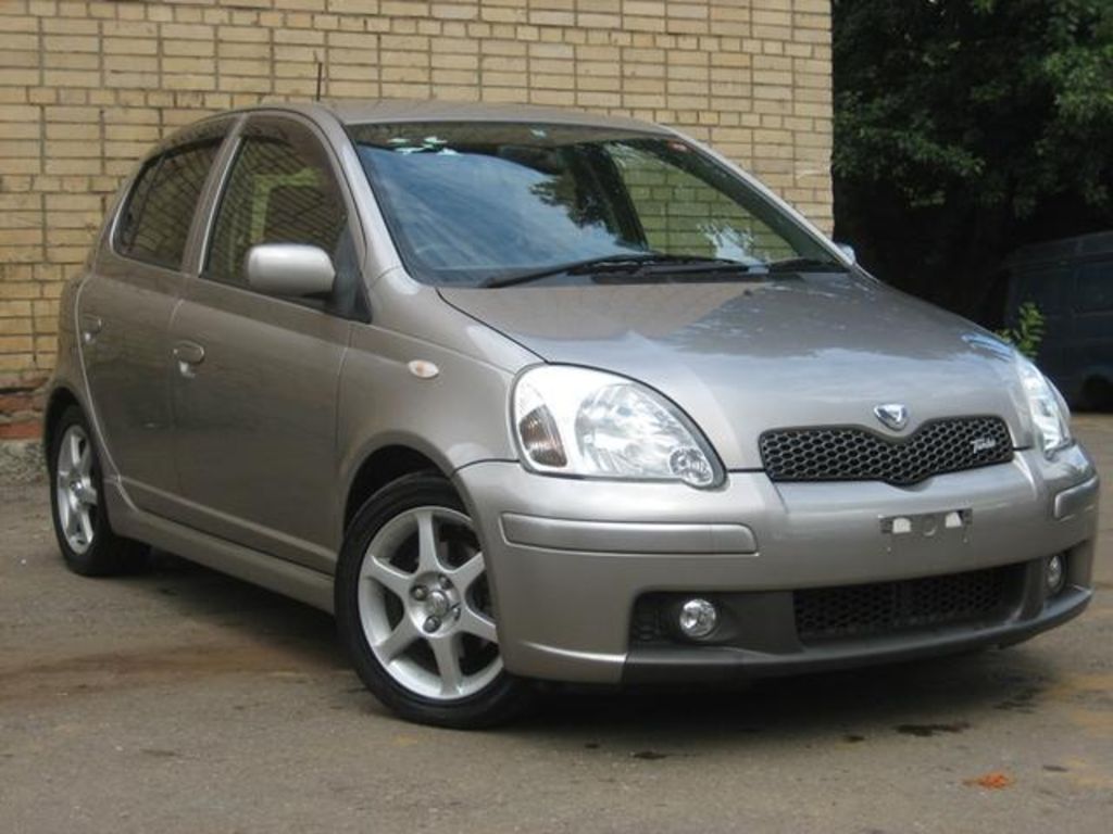Toyota Vitz 2003