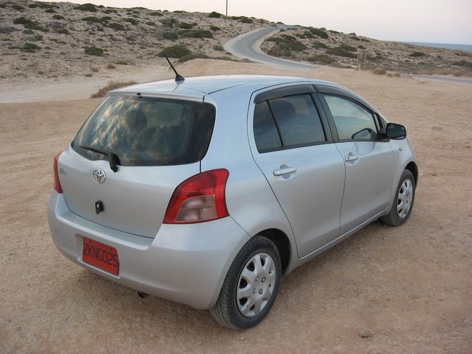 Toyota Vitz 2005