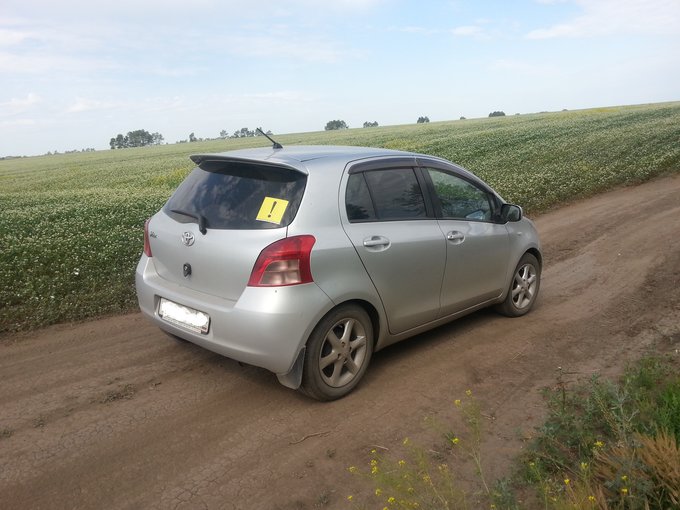 Toyota Vitz 2006