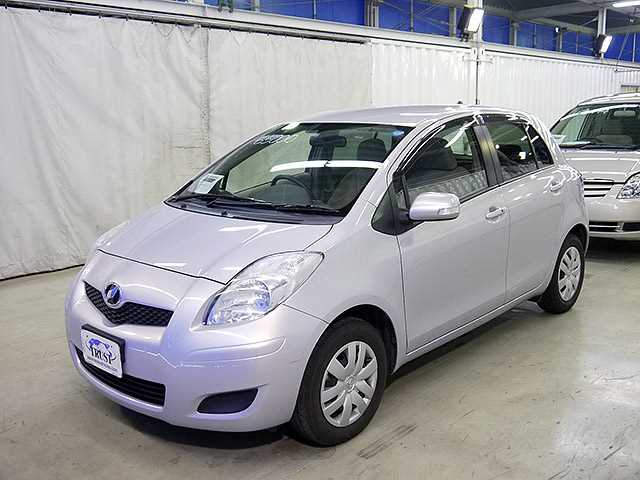 Toyota Vitz 2010