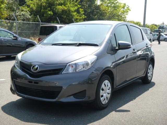 Toyota Vitz 2011