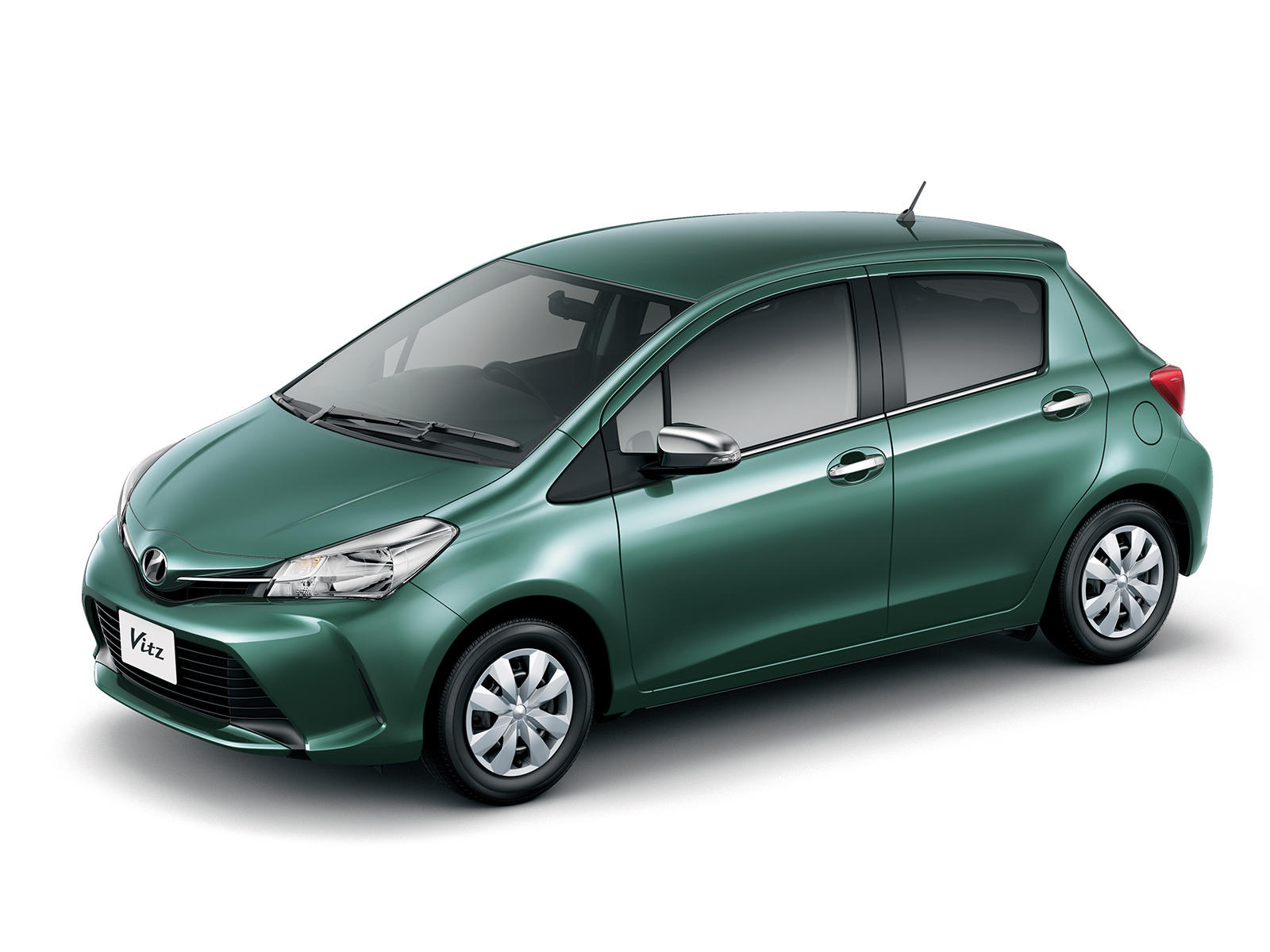 Toyota Vitz 2015