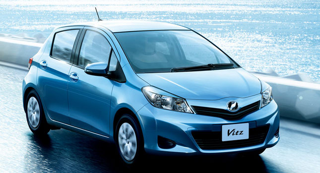 Toyota Vitz 2015
