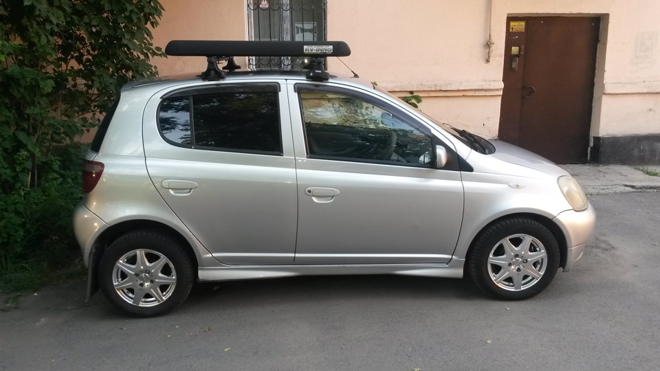 Toyota Vitz 4wd