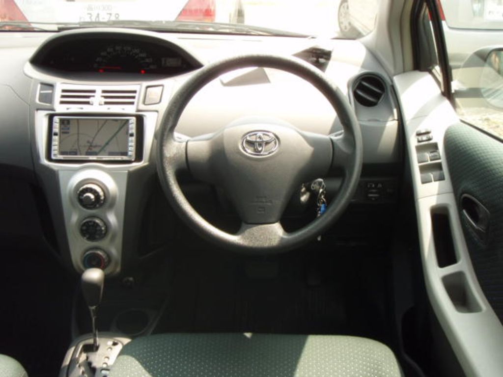 Toyota Vitz 4wd