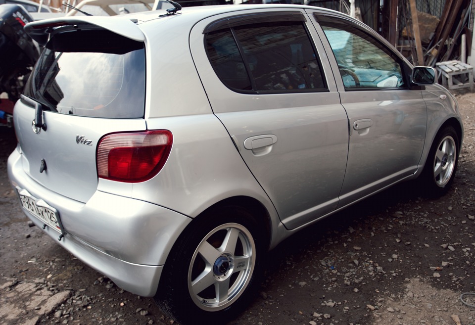 Toyota Vitz 4wd