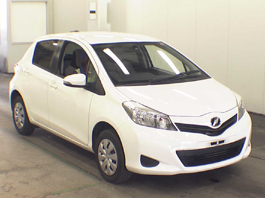 Toyota Vitz F