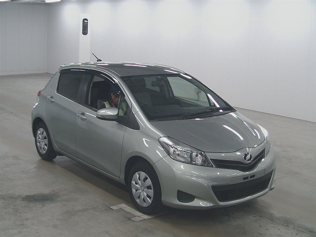 Toyota Vitz F