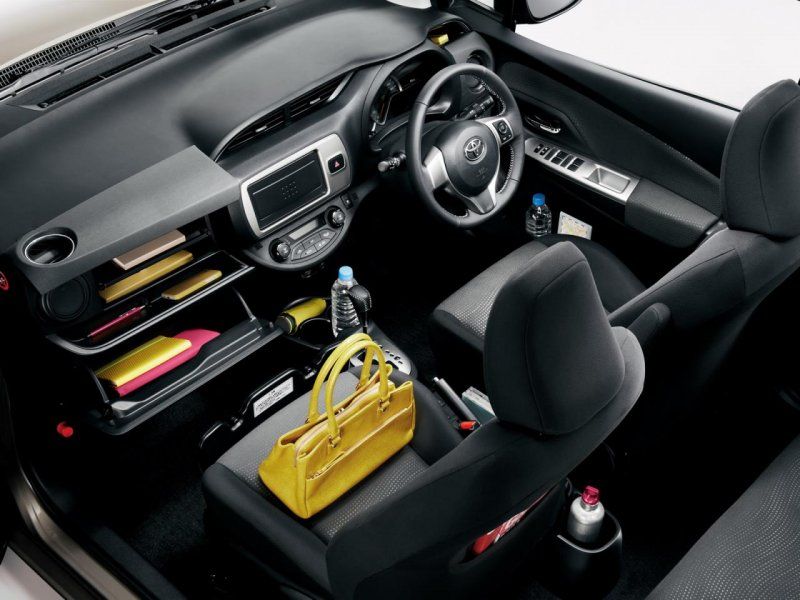Toyota Vitz Hybrid