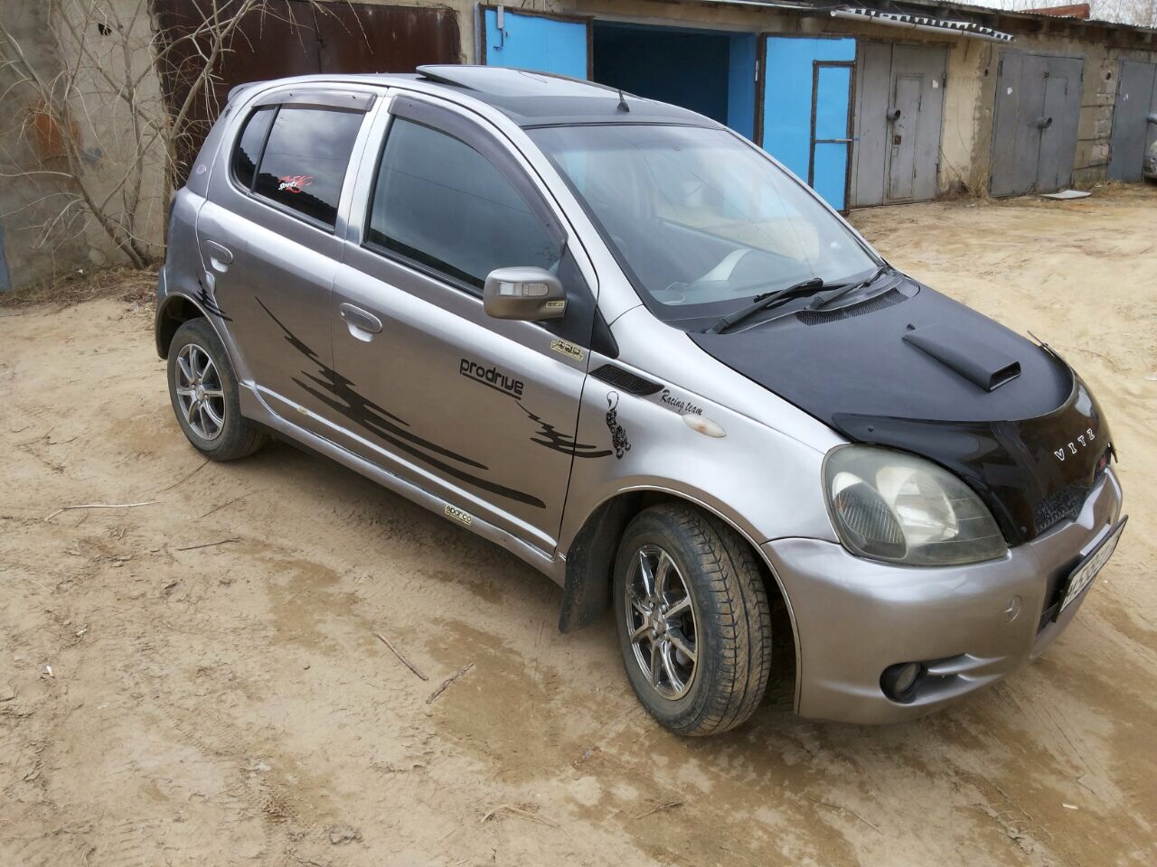 Toyota Vitz Rs 2001