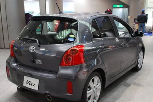 Toyota Vitz Rs 2010