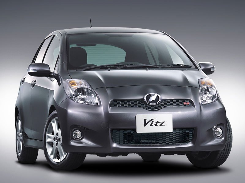 Toyota Vitz Rs