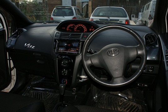 Toyota Vitz Rs