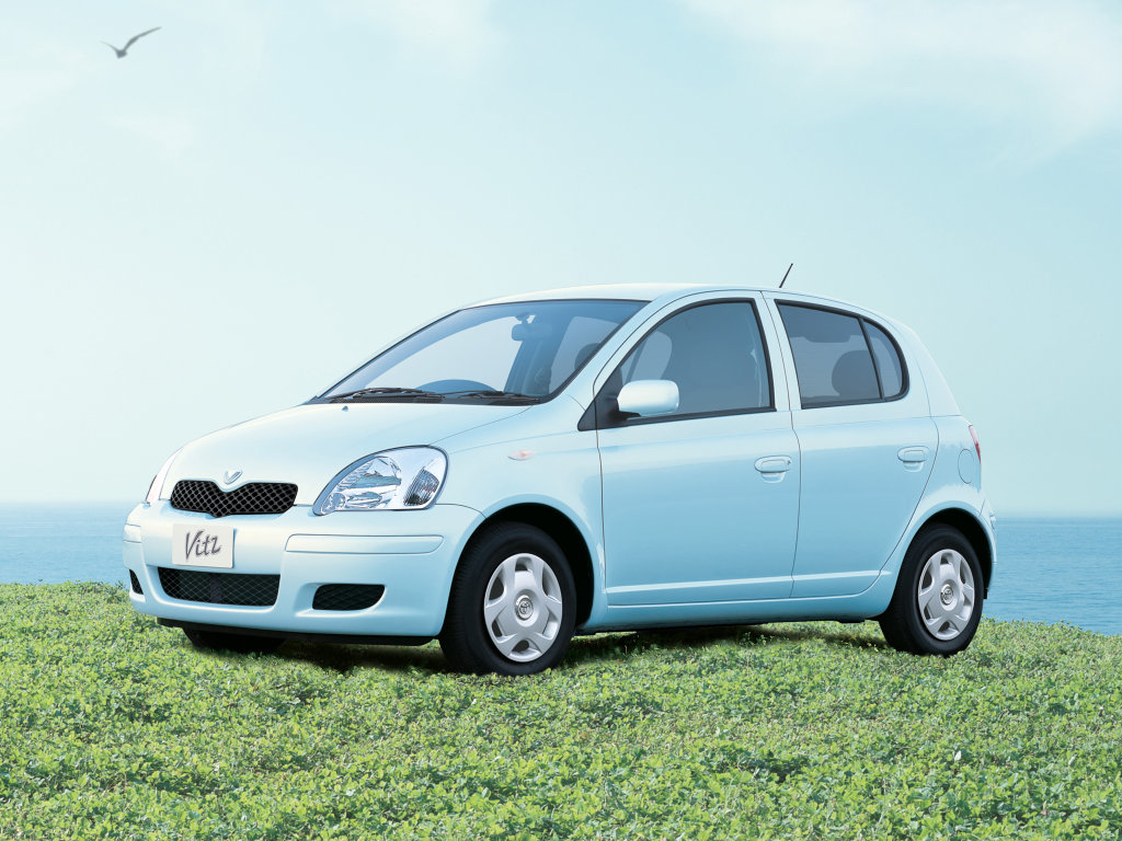 Toyota Vitz U