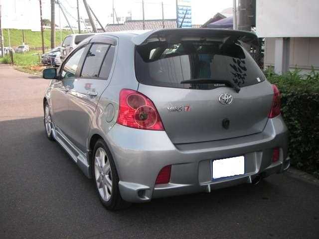Toyota Vitz U