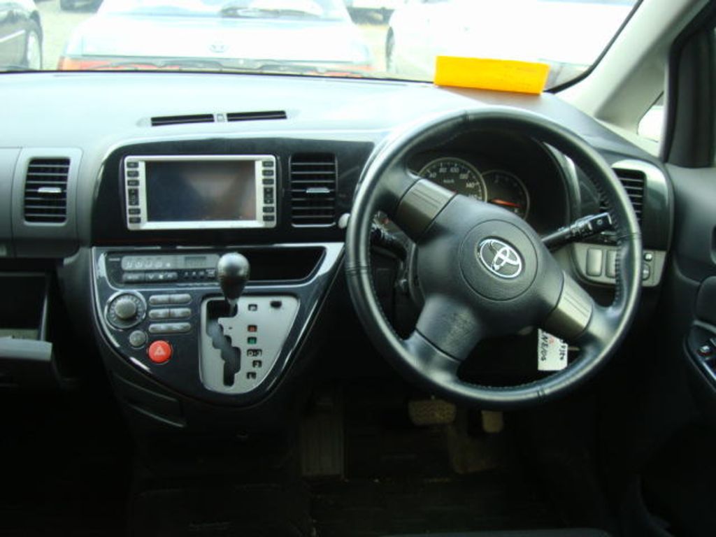 Toyota Wish 2003