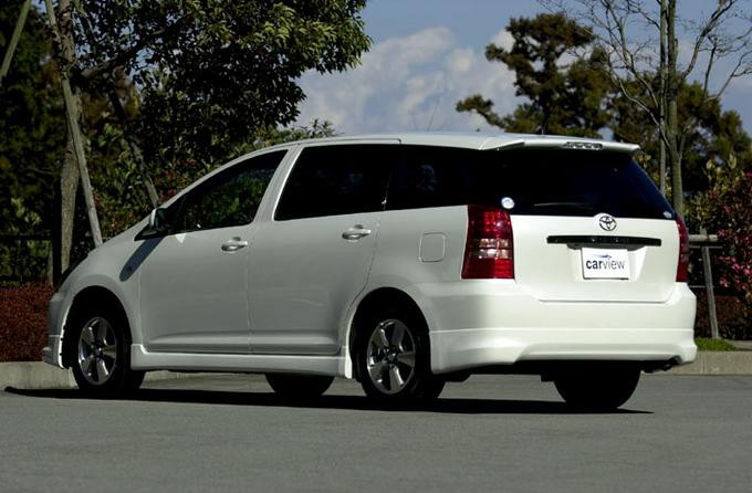 Toyota Wish 2004