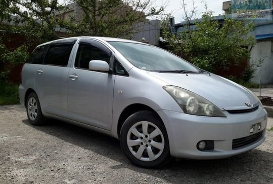 Toyota Wish 2004