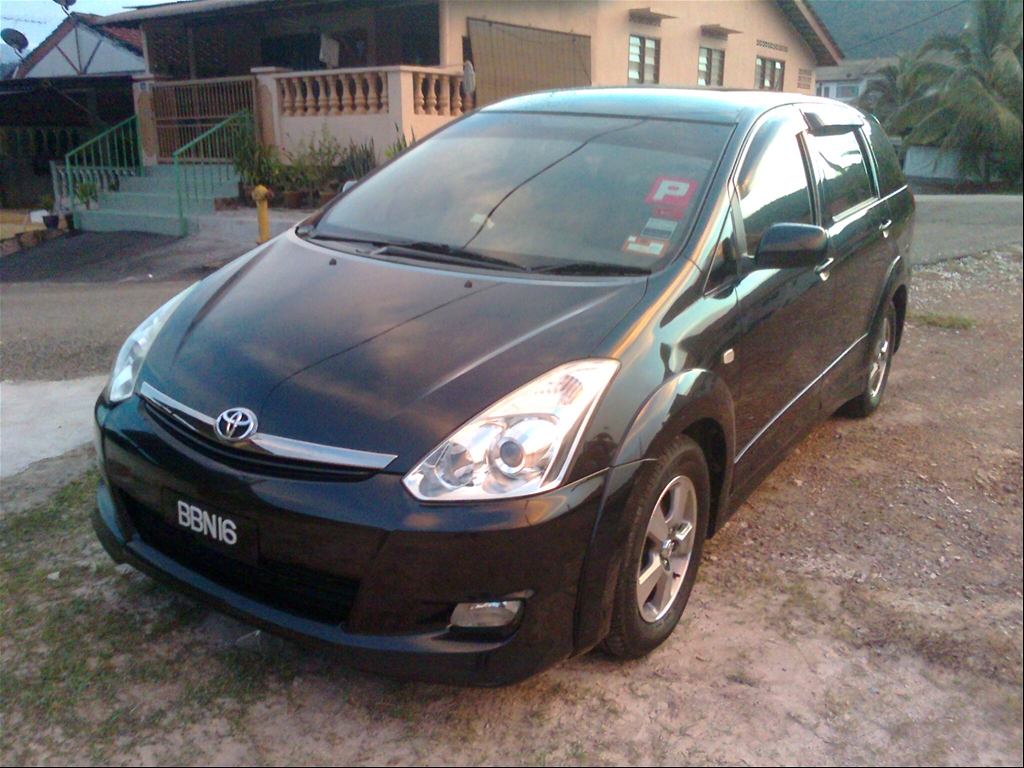 Toyota Wish 2006