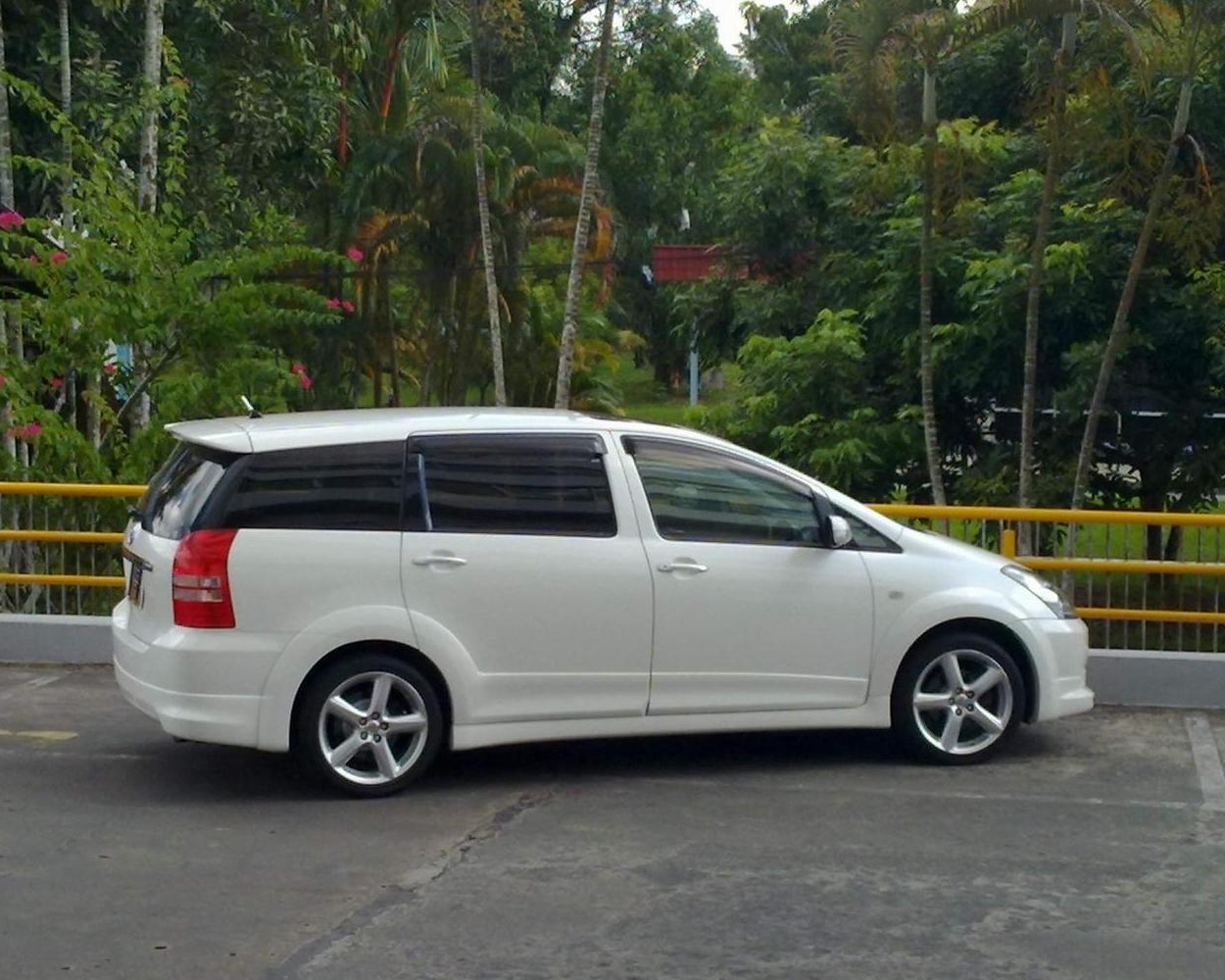 Toyota Wish 2007