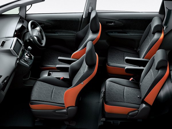 Toyota Wish 2012