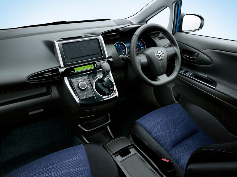 Toyota Wish 2012