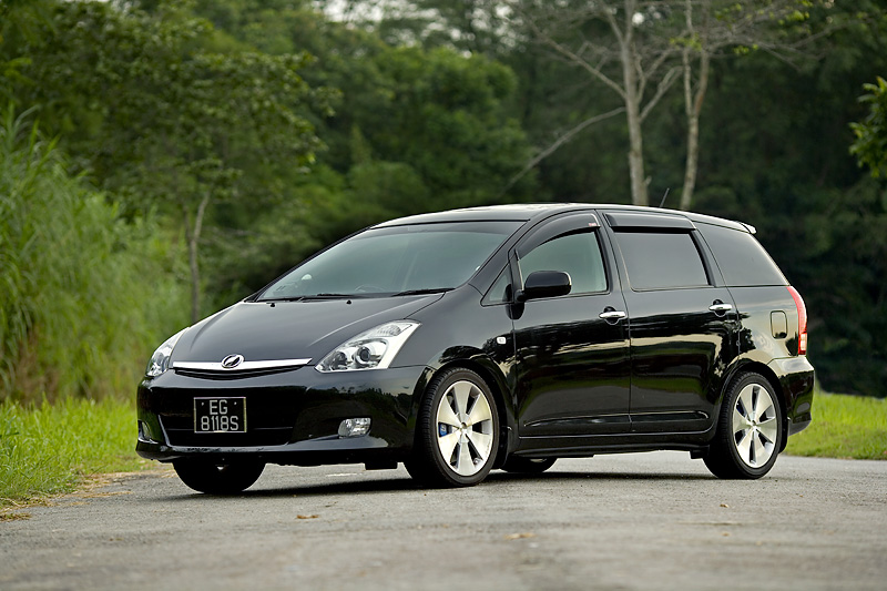 Toyota Wish Trd