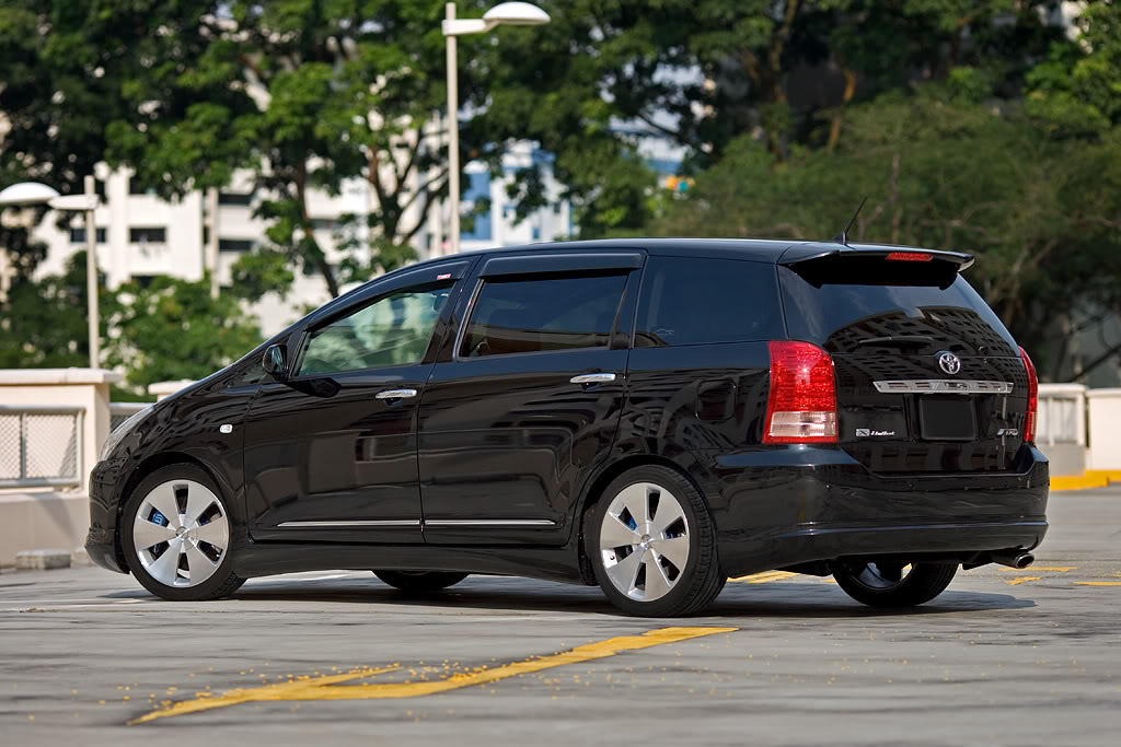 Toyota Wish Trd