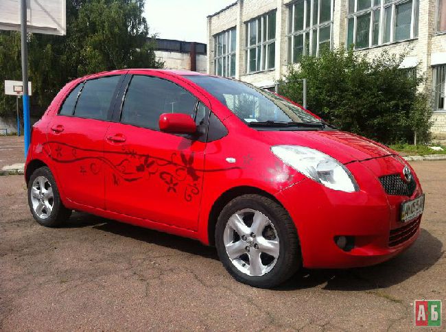Toyota Yaris 1.3 E M